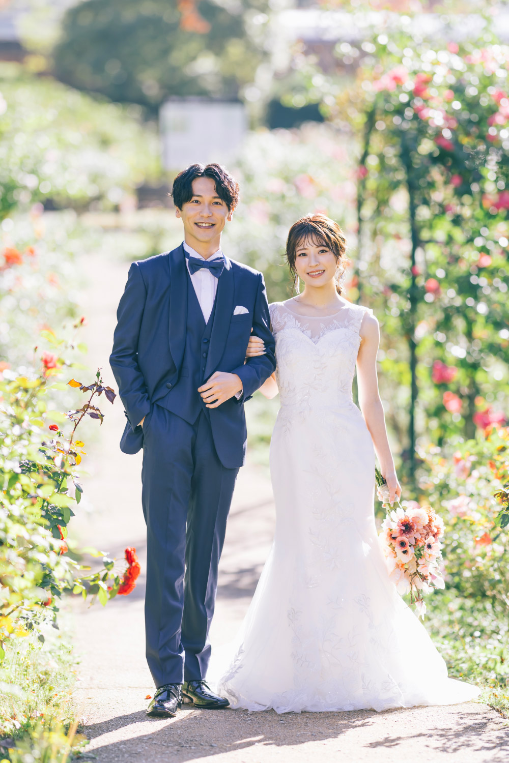 福岡市植物園で撮る色彩豊かな花々に囲まれたロケーションフォト