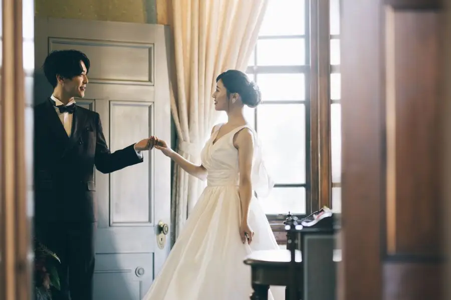 クラシカルな雰囲気漂う貴賓館で洋装前撮り