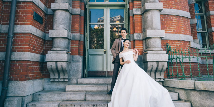 歴史ある洋館で撮るレトロモダンな洋装写真