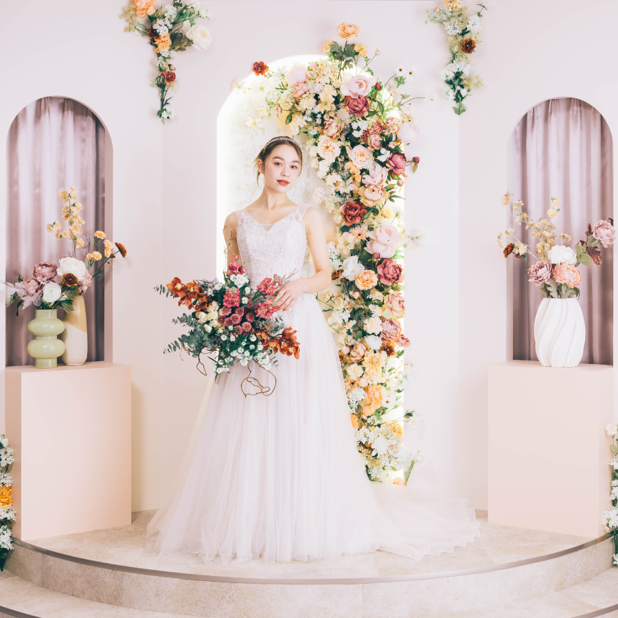 新郎様とブーケを持った新婦様の和装前撮り