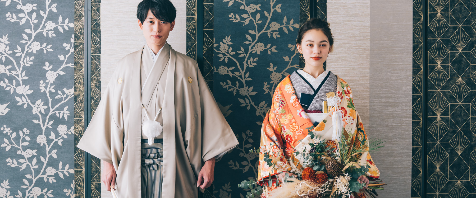 品格のある佇まいをした新郎新婦様の結婚写真