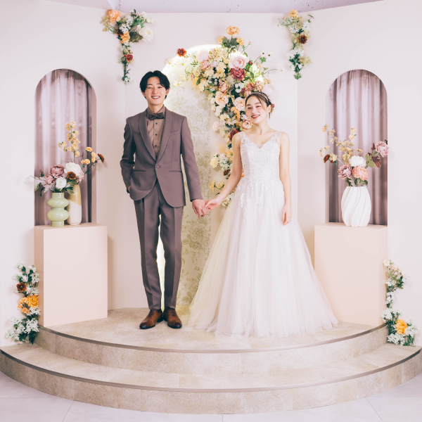 ブライダル衣装見本写真　157枚　バラ売り不可　【結婚式場の衣装パンフ写真です】 WEDDING PHOTO♥︎ 【dress】B-02475 lavender KIYOKOHATA