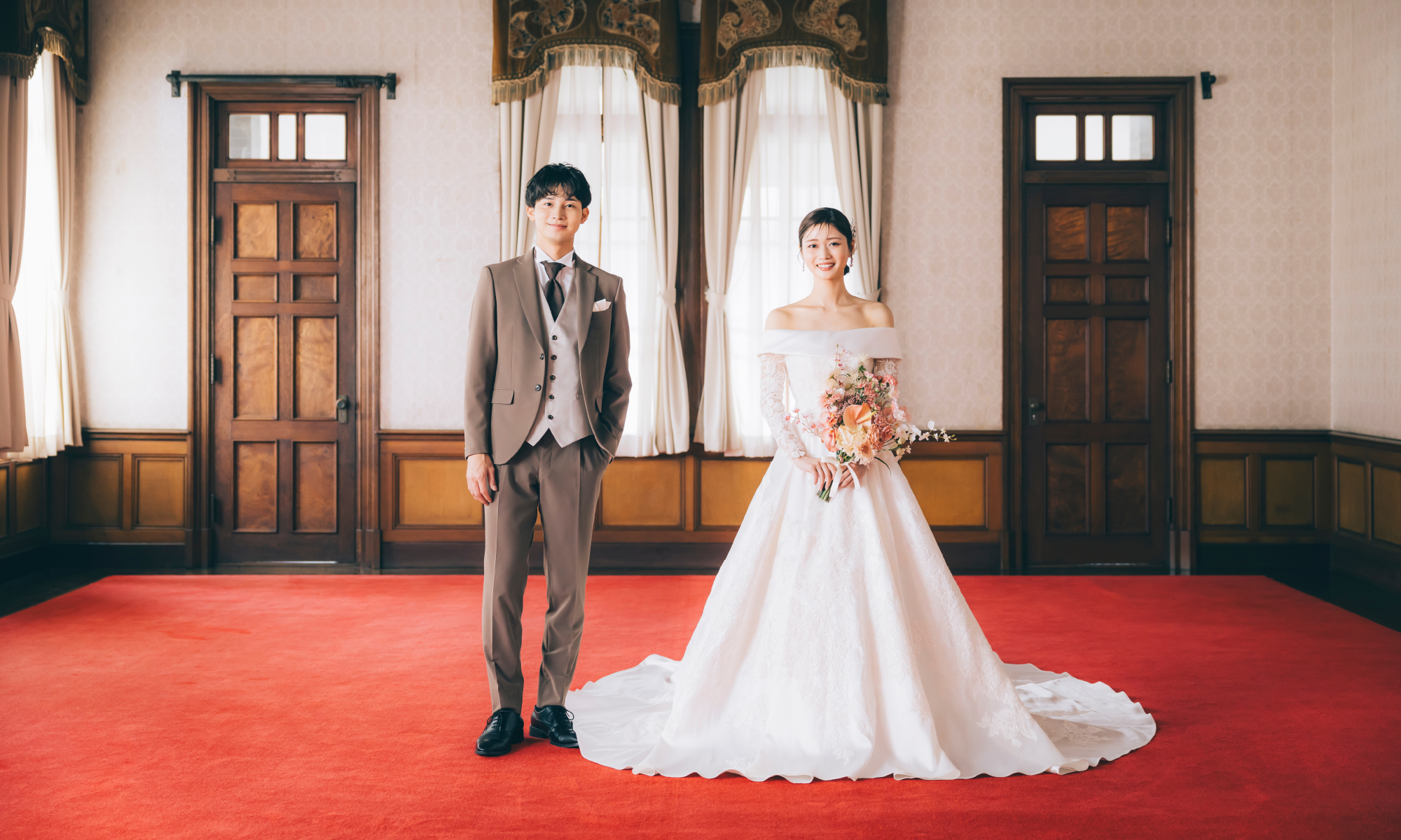 旧石川組製糸西洋館で撮影するロケーションフォト