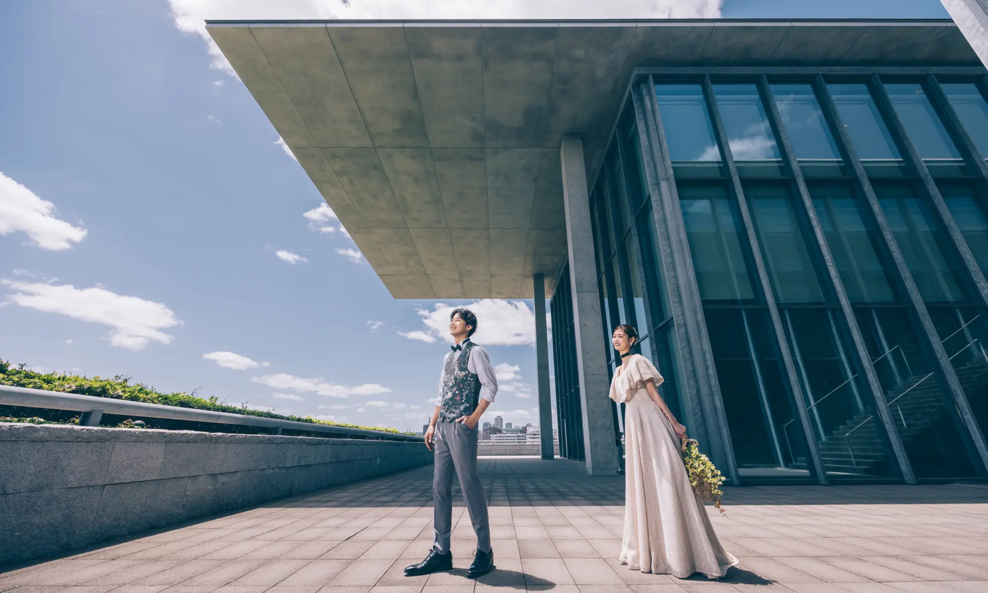 兵庫県立美術館で撮影するロケーションフォト