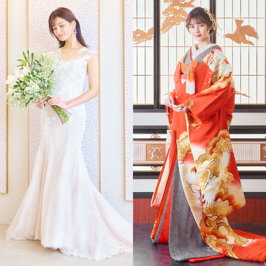           ドレスと打掛を着た2人の新婦様          