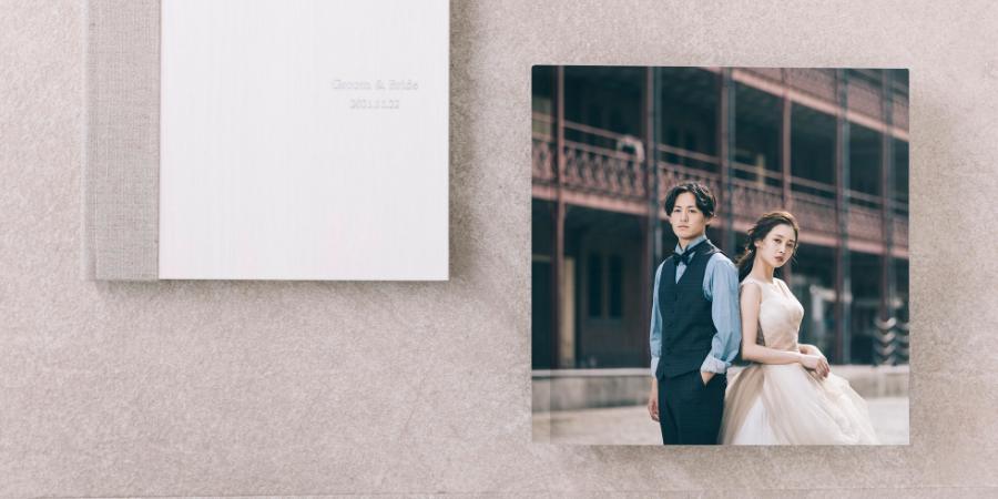 デザインされた正方形のアルバム