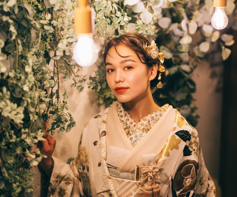 赤レンガと色打掛の対比が華麗な新婦様の和装前撮り