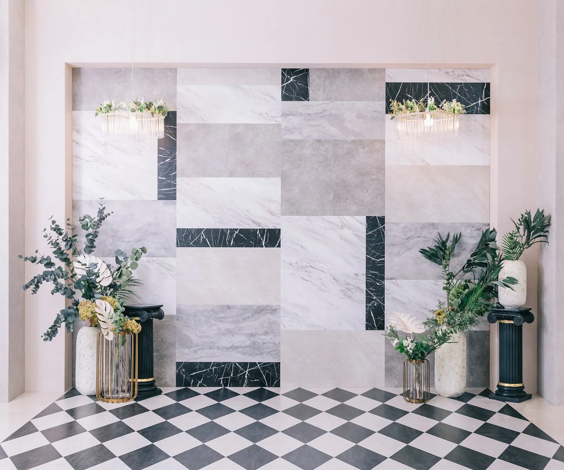 大理石と植物が織りなす優美なスタジオ