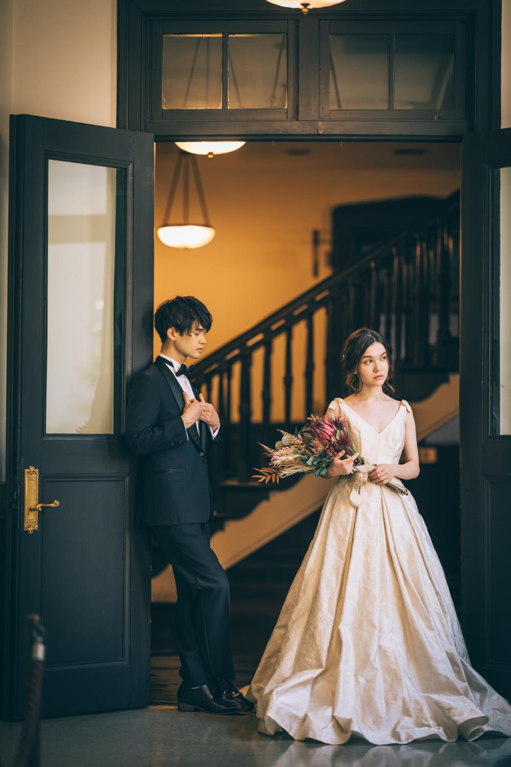 開港記念会館で撮影するロケーションフォト