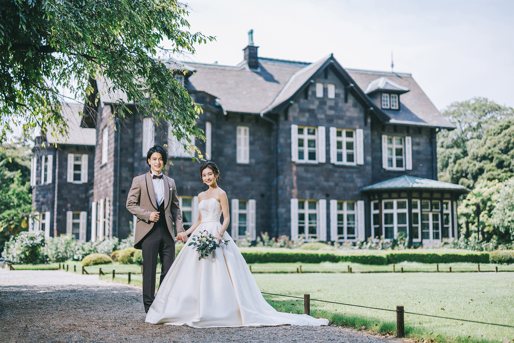 旧古河庭園で撮影するロケーションフォト