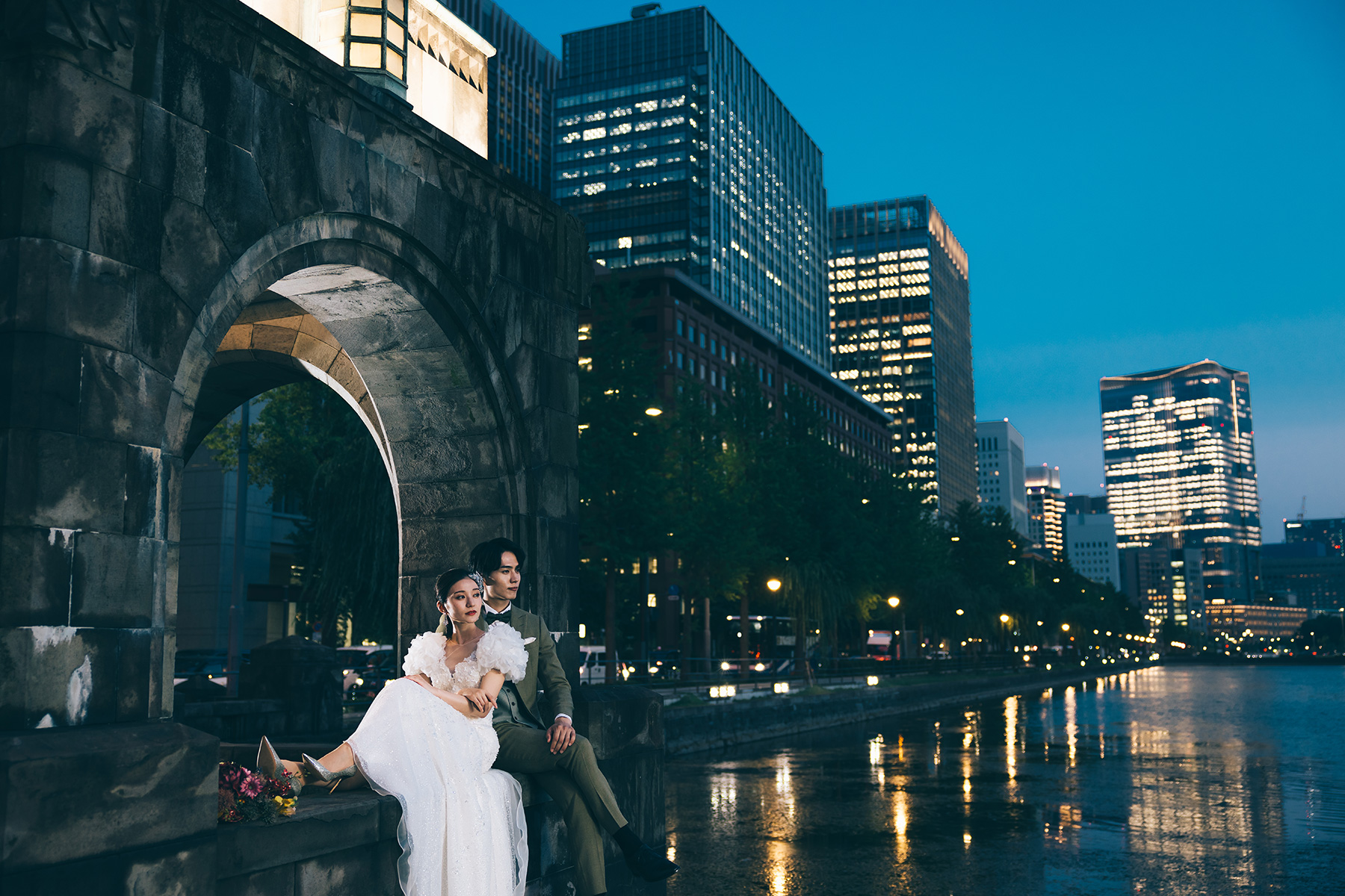東京駅・丸の内で撮影する結婚写真