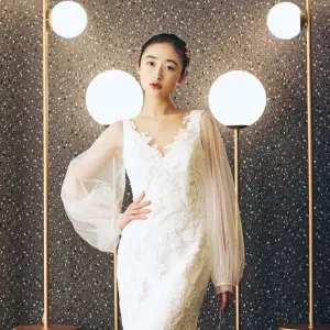 オンラインで衣裳をピックアップ