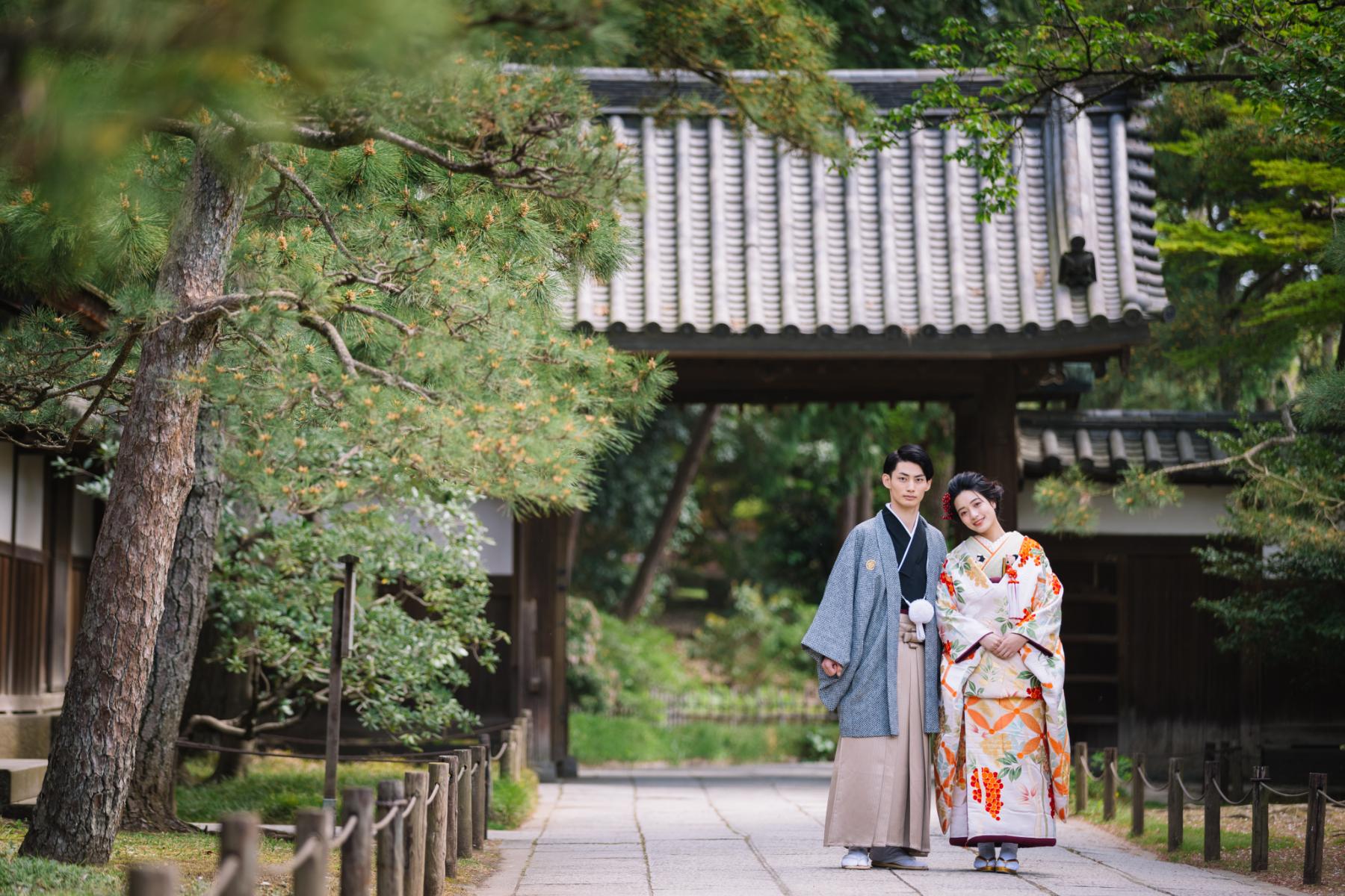 三渓園で撮影するロケーションフォト