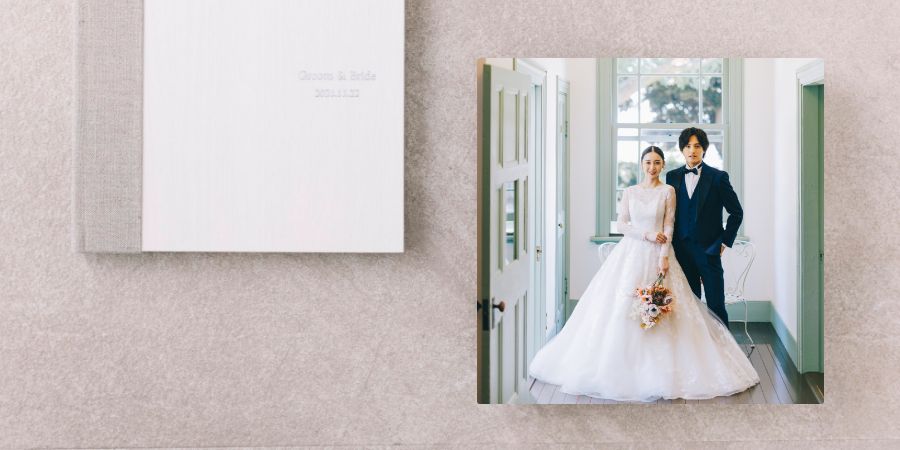 デザインされた正方形のアルバム